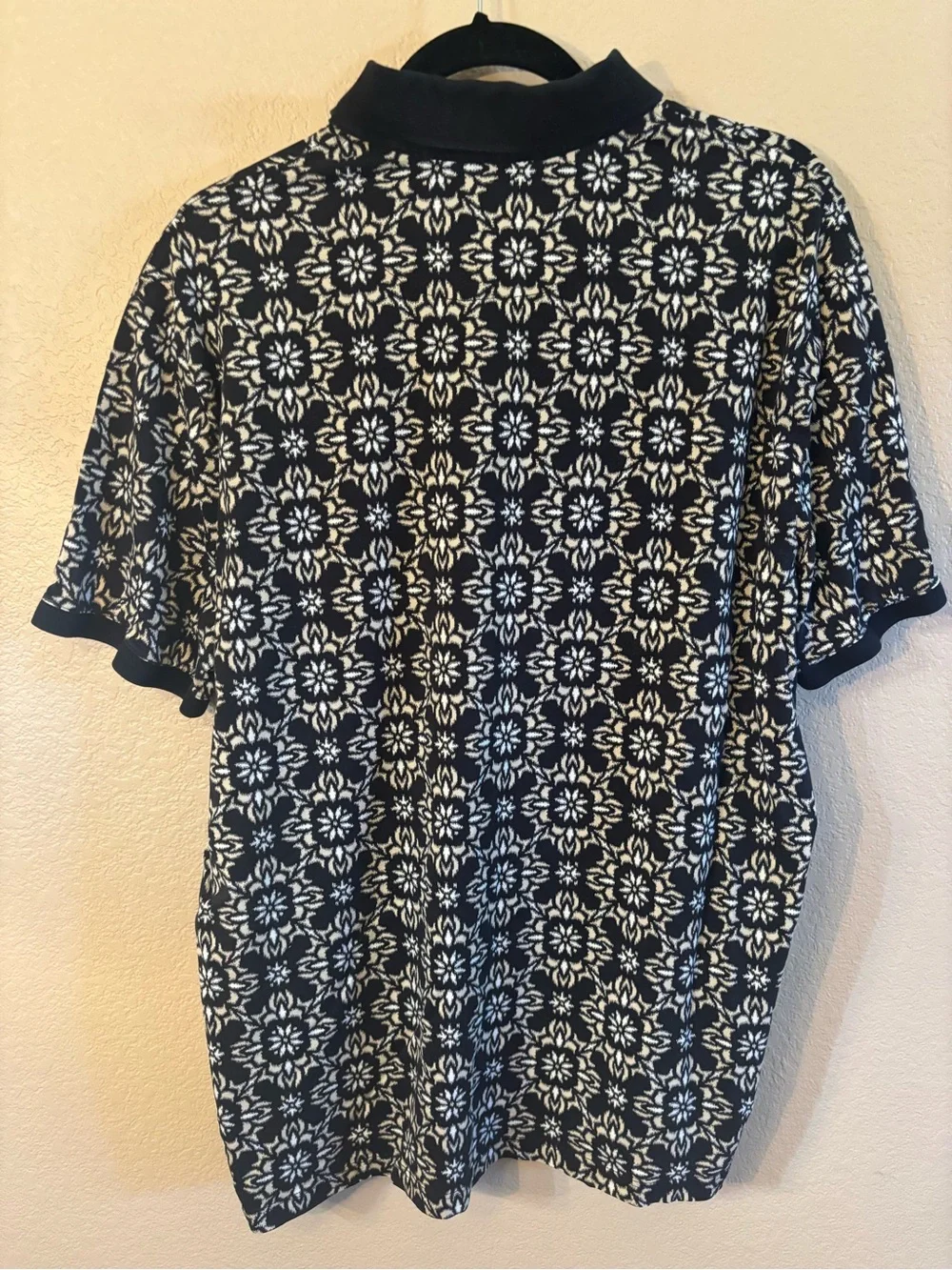 🇺🇸 Express Polo XL Black Geometric White Beige Geo Perfect Pima Cotton Stretc - Picture 12 of 16